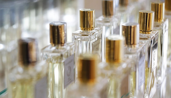 انواع عطرها بر اساس غلظت روغن‌های معطر